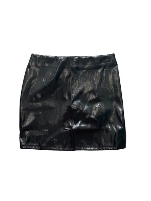 8586: FAUX PATENT LEATHER MINI SKIRT