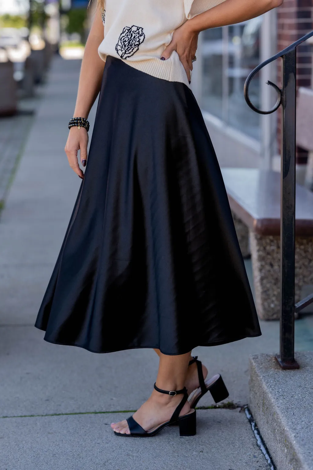 Elegant Midi Skirt