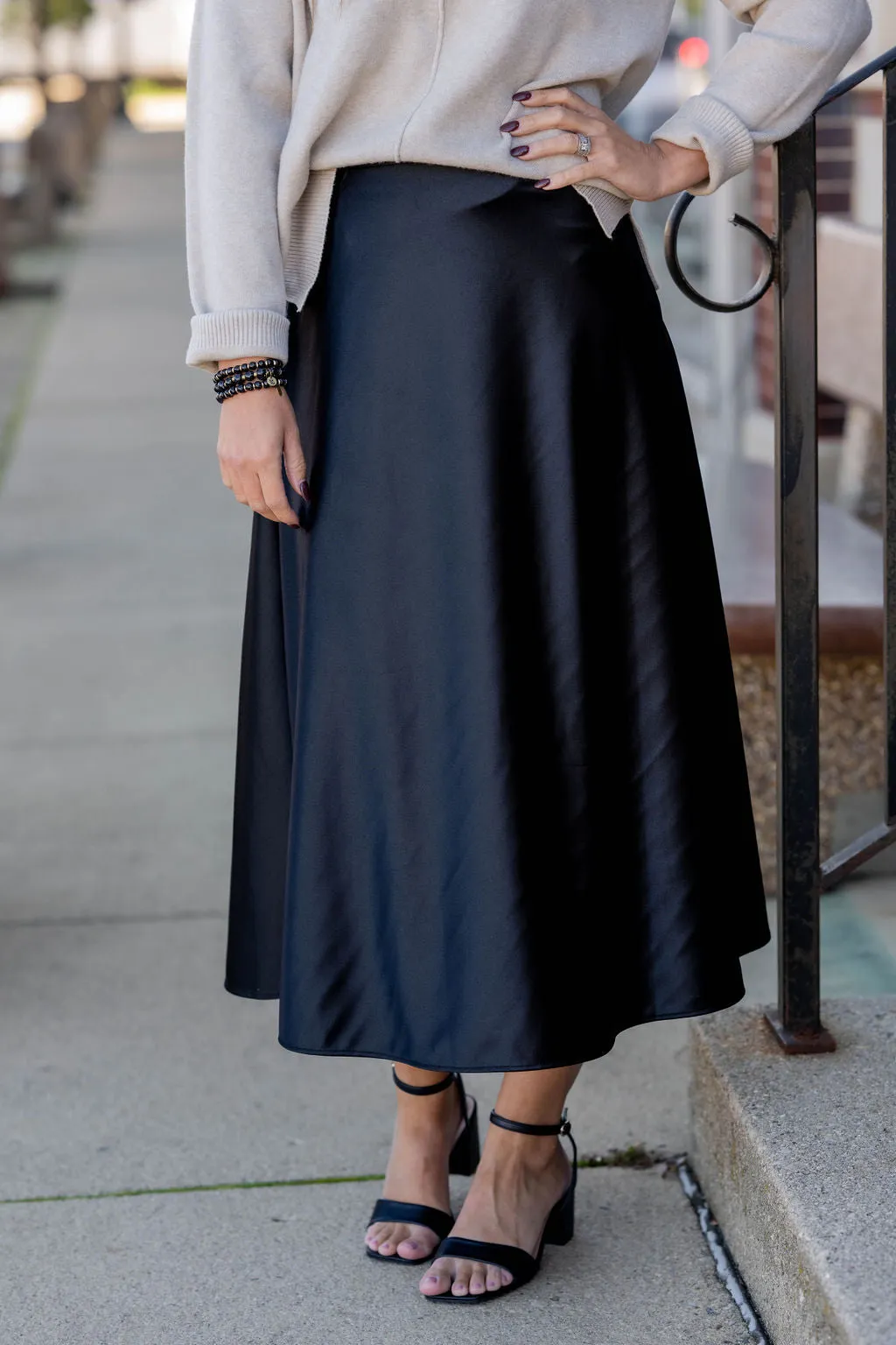 Elegant Midi Skirt