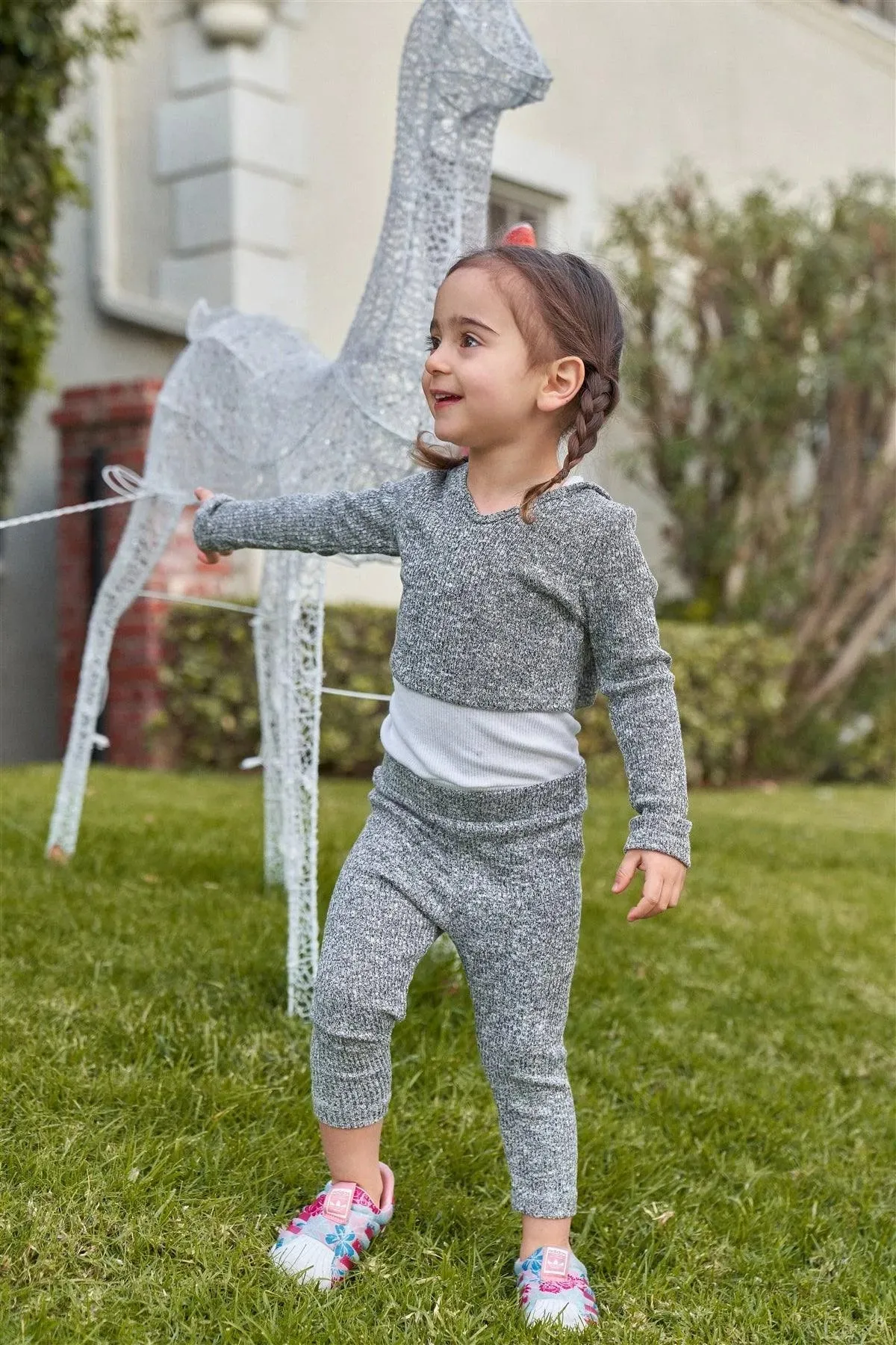 Girls Heather Grey Long Sleeve V-Neck Hooded Cropped Top & High-Waisted Skinny Pants Two Piece Set /1-2-1-1-1