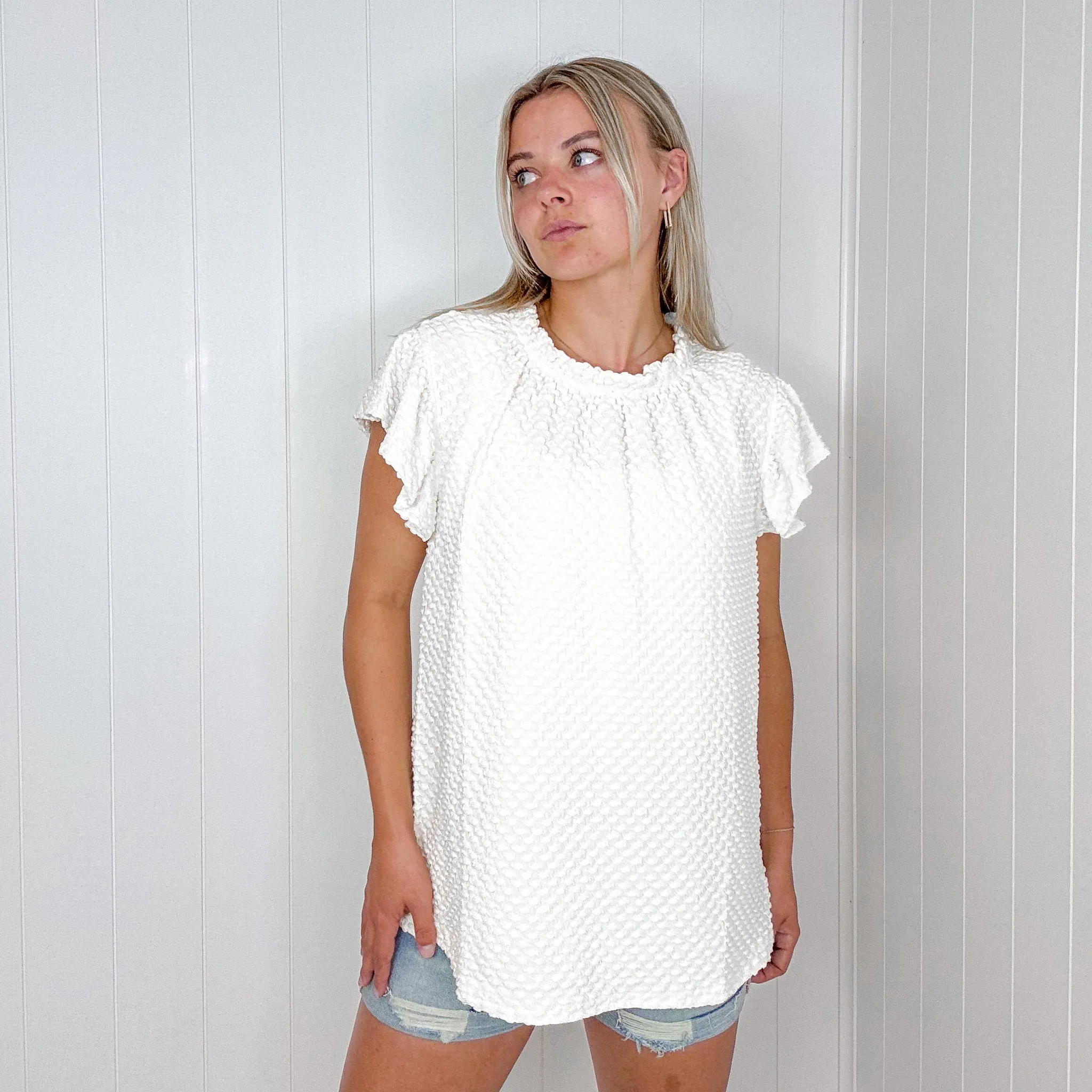 Sheek Soft Lightweight Bubble Ruffle Neck Short Sleeve Blouse in Cream